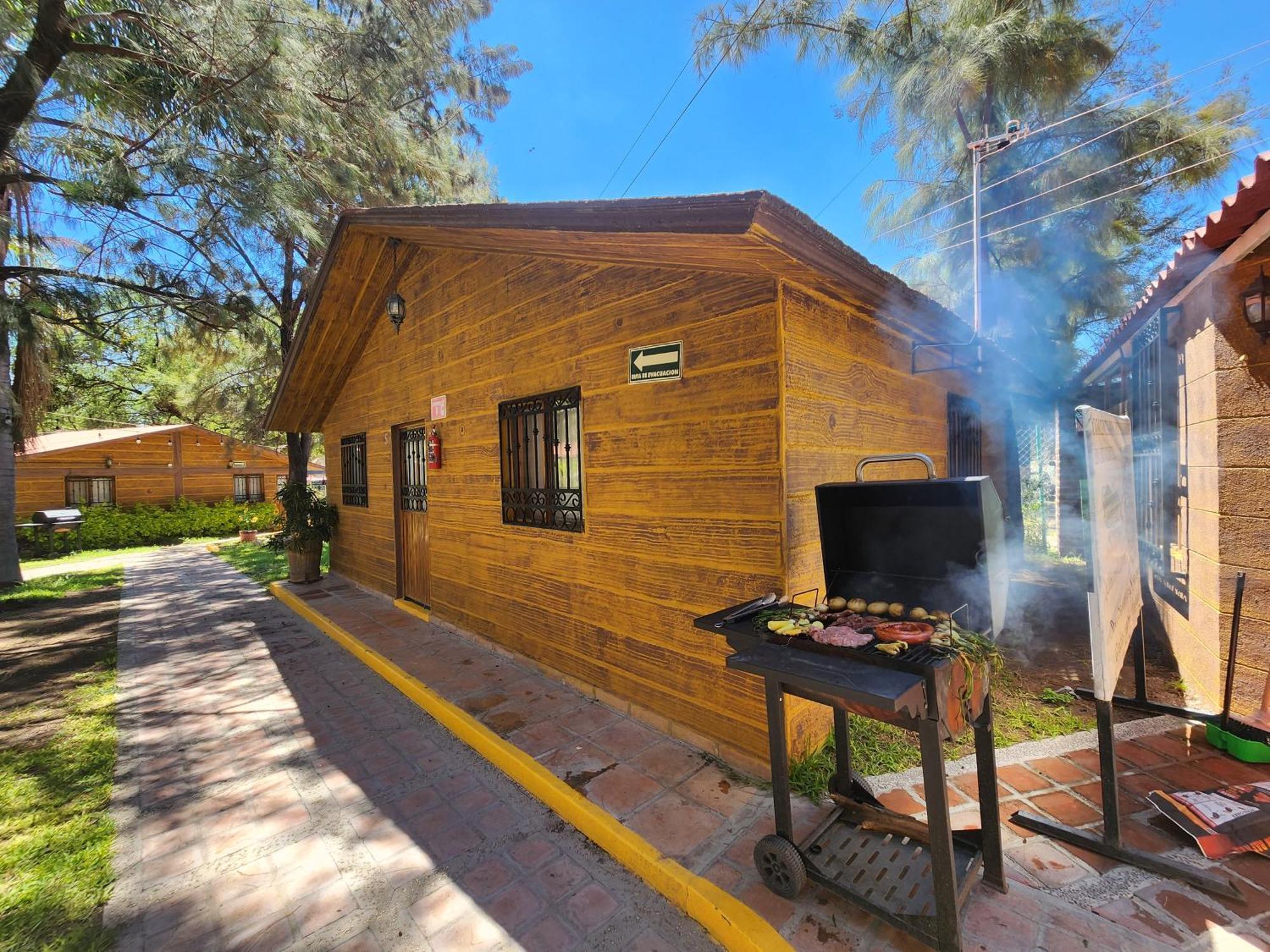 Parque Girasoles Balneario & Cabanas San Francisco del Rincón Buitenkant foto